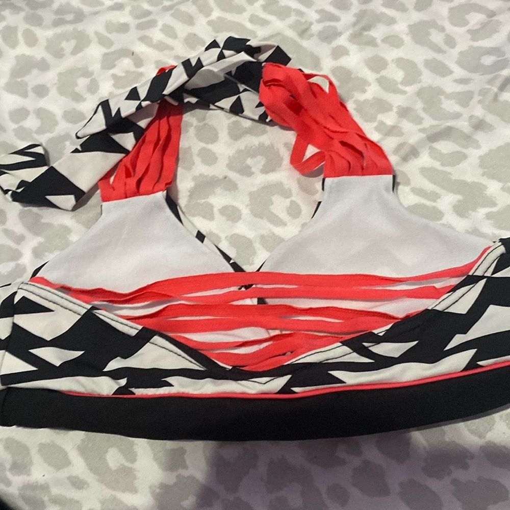 California Kisses Top Girls Large - Picture 2 of 3